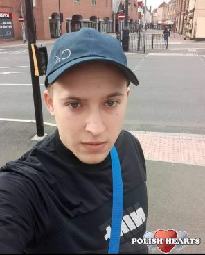Adrianek121 Adrianek121