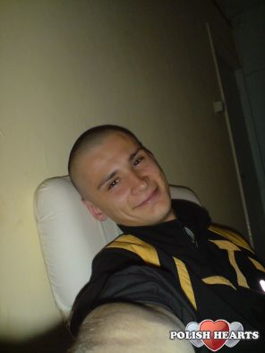 obecnie bez wlosow. 