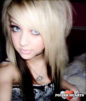 <3