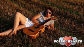 czarna2323db