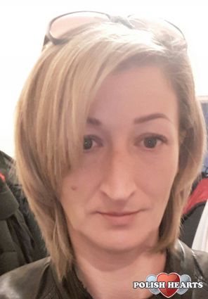 Anika10