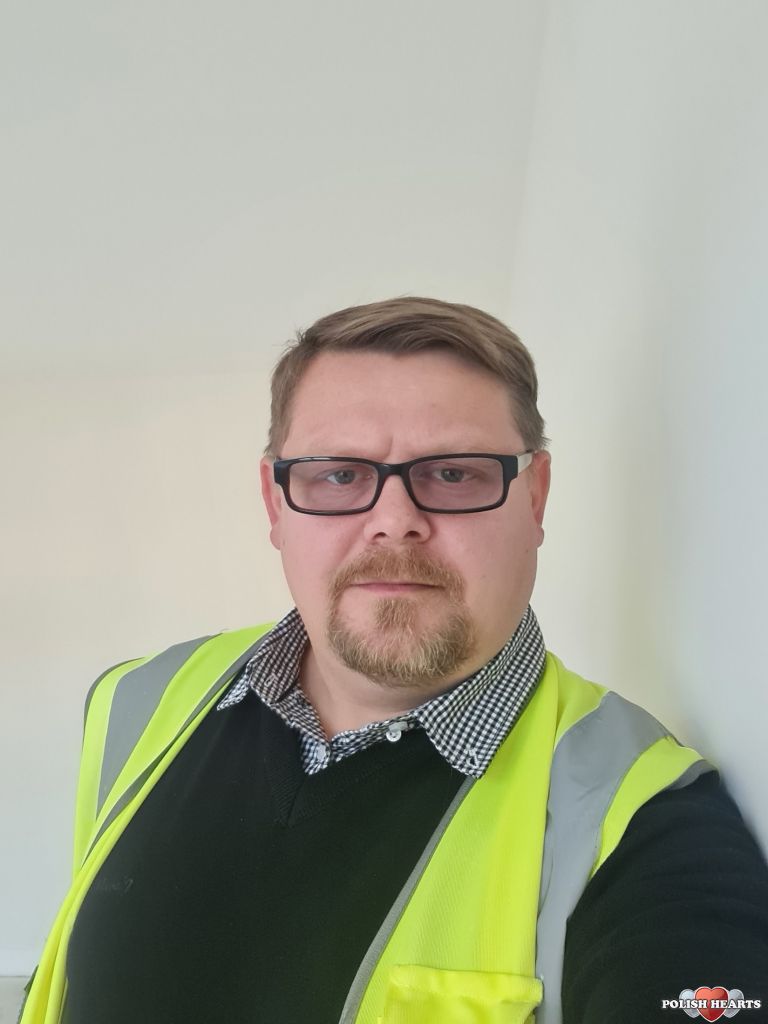 Handsome Polish man: user: Poznan19811, 41 years old
