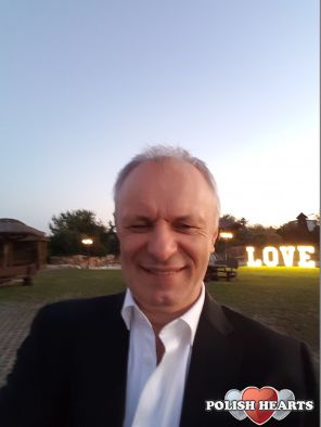  Czy milosc jeszcze istnieje ? 