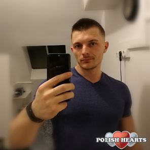 19piotr8908