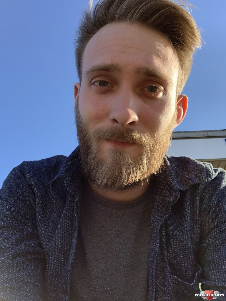 Handsome Polish man: user: Kacper932, 27 years old