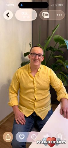 AdamBadurkheim AdamBadurkheim